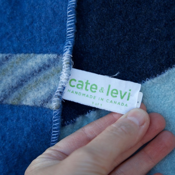 Cate & Levi 100% Wool Eco-Friendly Knitted Blue Baby Play mat Handmade In Canada - Picture 14 of 15